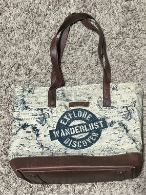 Bella Taylor Map Wanderlust Explorer Canvas Tote Bag in Brown and Cream